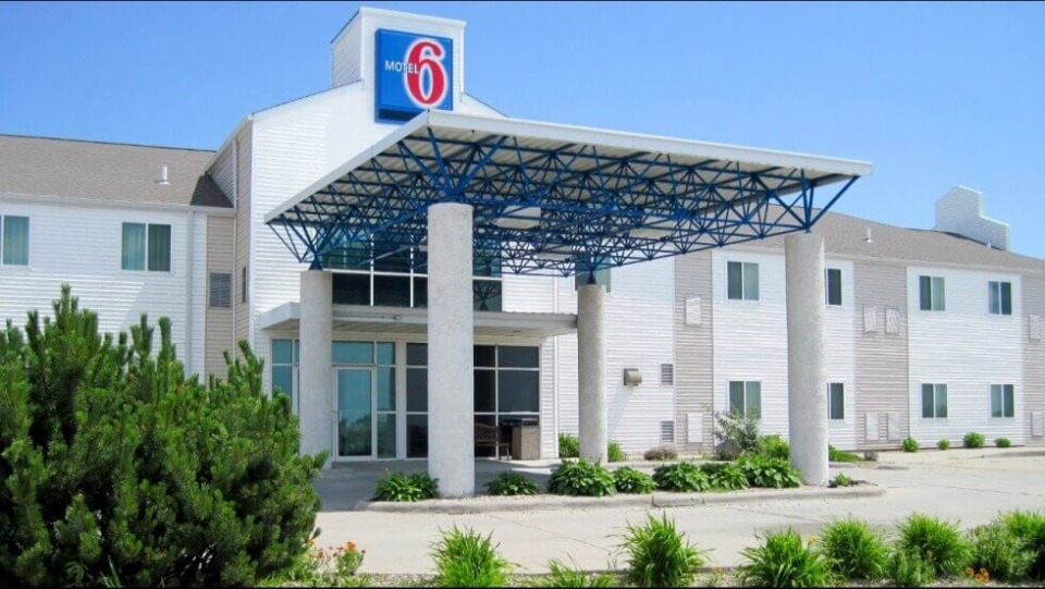 Featured image for Motel 6